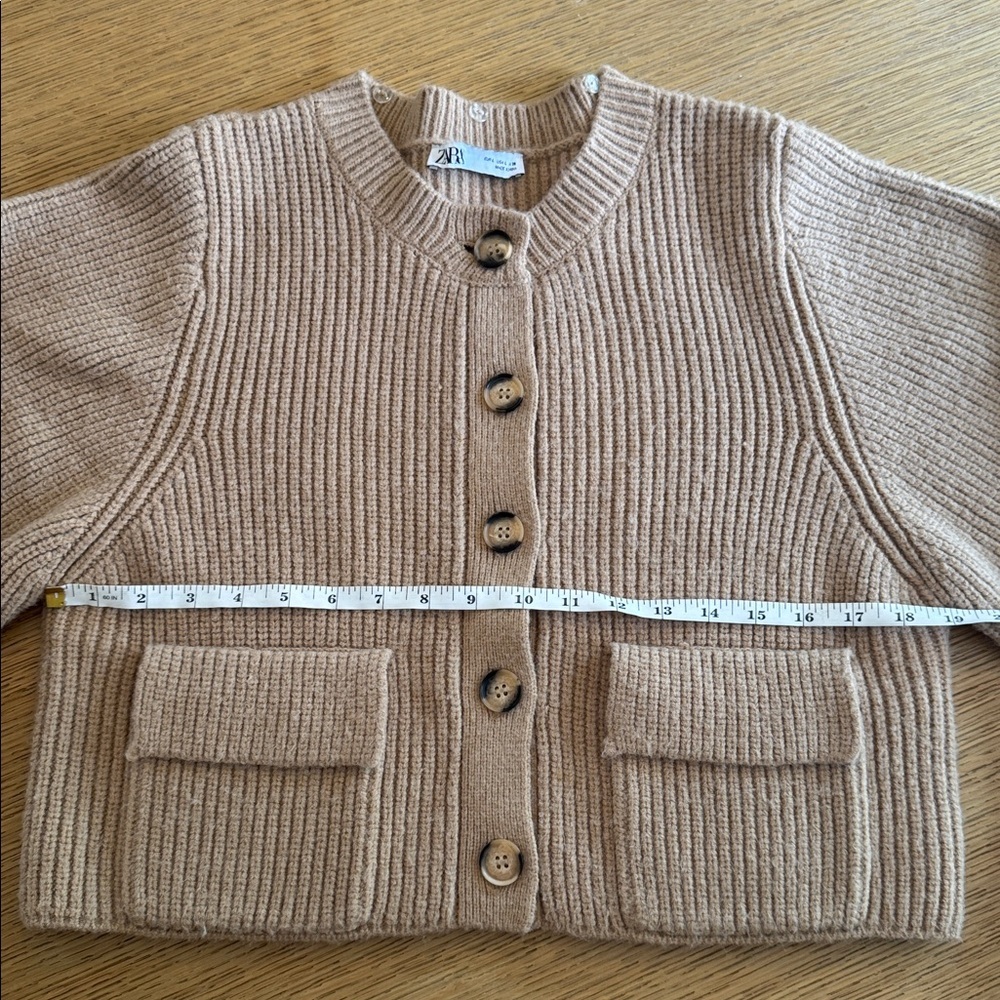Zara Neutral Ribbed Button-Front Cardigan in Light Beige - Picture 4 of 6